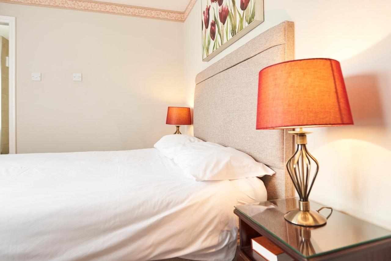 The New Inn Hotel Стратфорд-апон-Эйвон Экстерьер фото